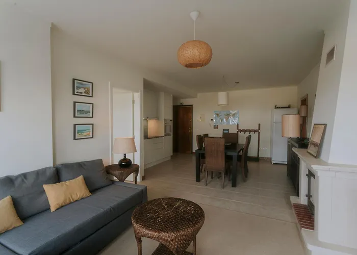 40 - Me And The Sea דירה